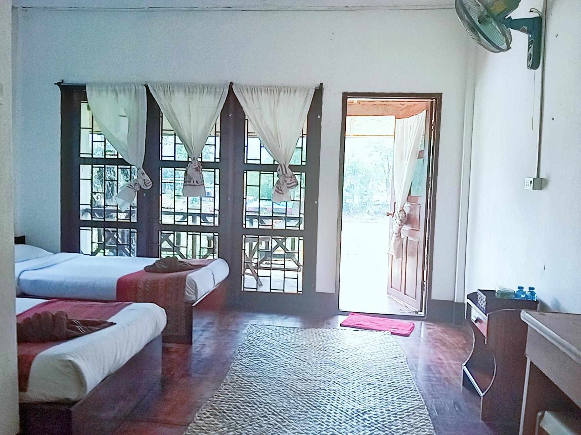 Vangvieng Ruby'Homestay Vang Vieng Extérieur photo