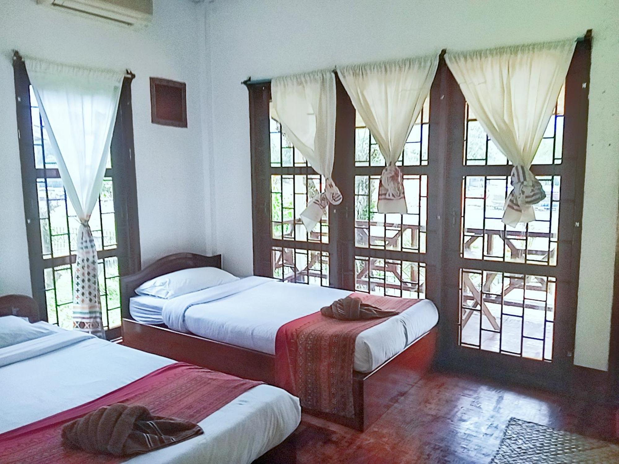 Vangvieng Ruby'Homestay Vang Vieng Extérieur photo